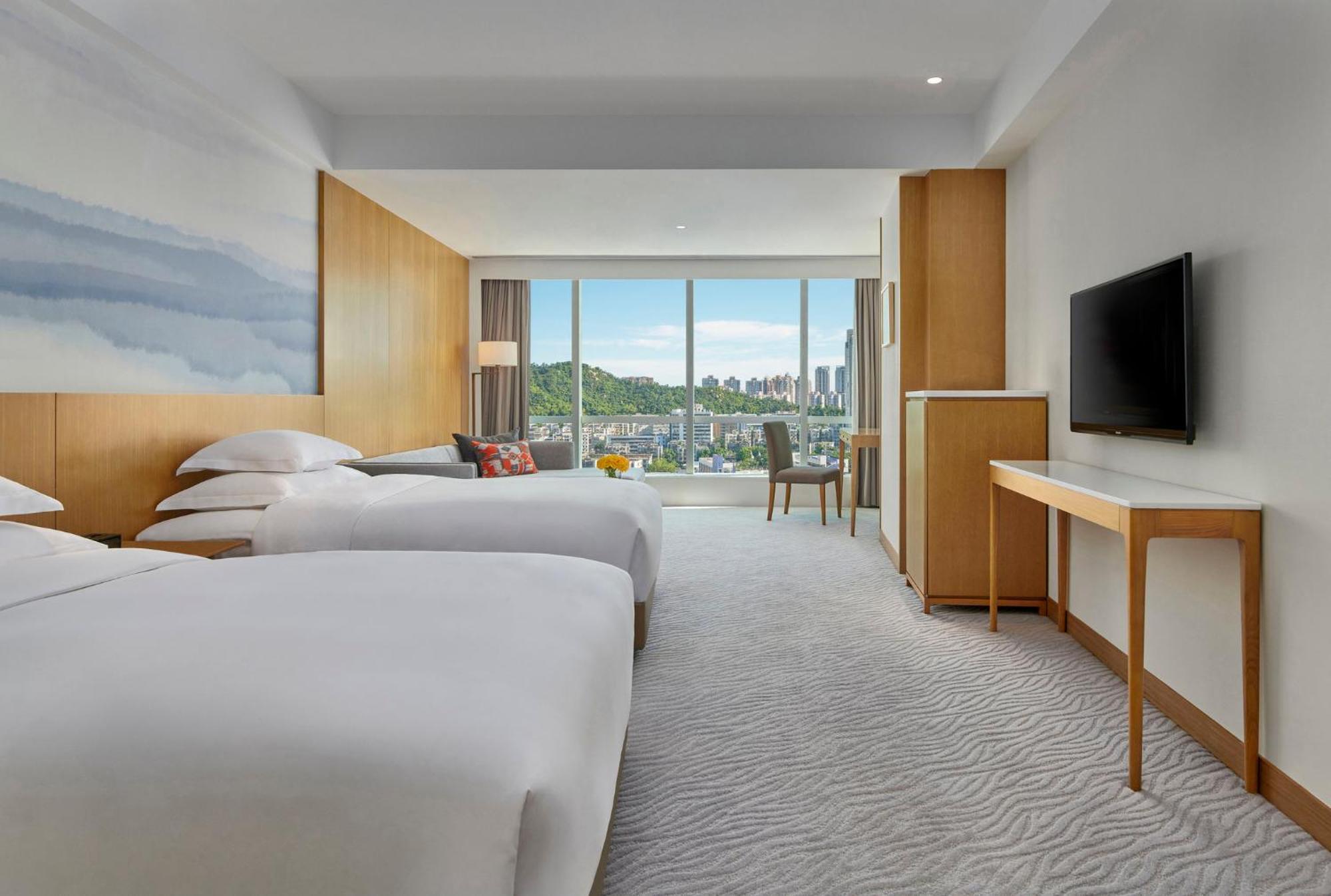 Crowne Plaza Zhuhai City Center By Ihg - Offers Free One-Way Shuttle To Chimelong Ocean Kingdom Kültér fotó