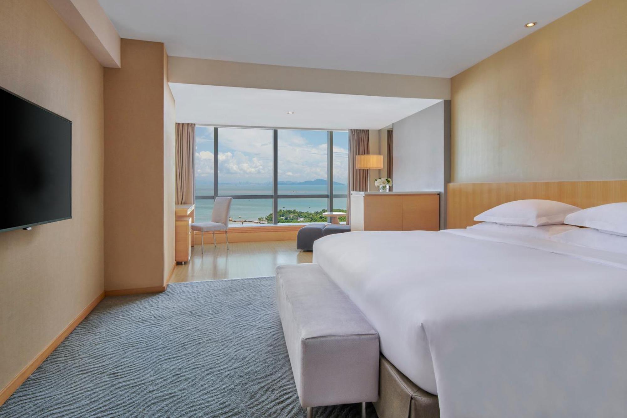 Crowne Plaza Zhuhai City Center By Ihg - Offers Free One-Way Shuttle To Chimelong Ocean Kingdom Szoba fotó