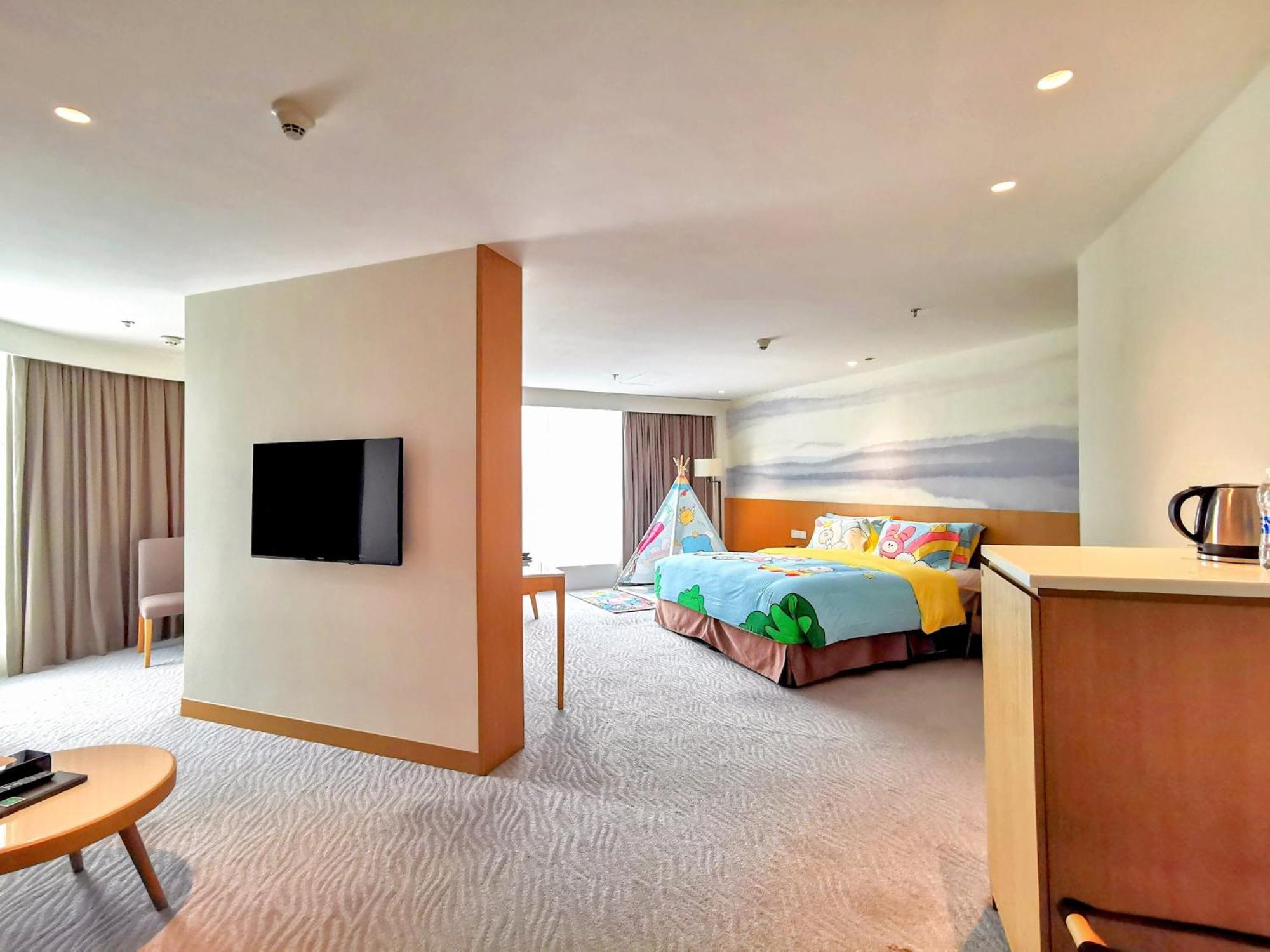 Crowne Plaza Zhuhai City Center By Ihg - Offers Free One-Way Shuttle To Chimelong Ocean Kingdom Kültér fotó