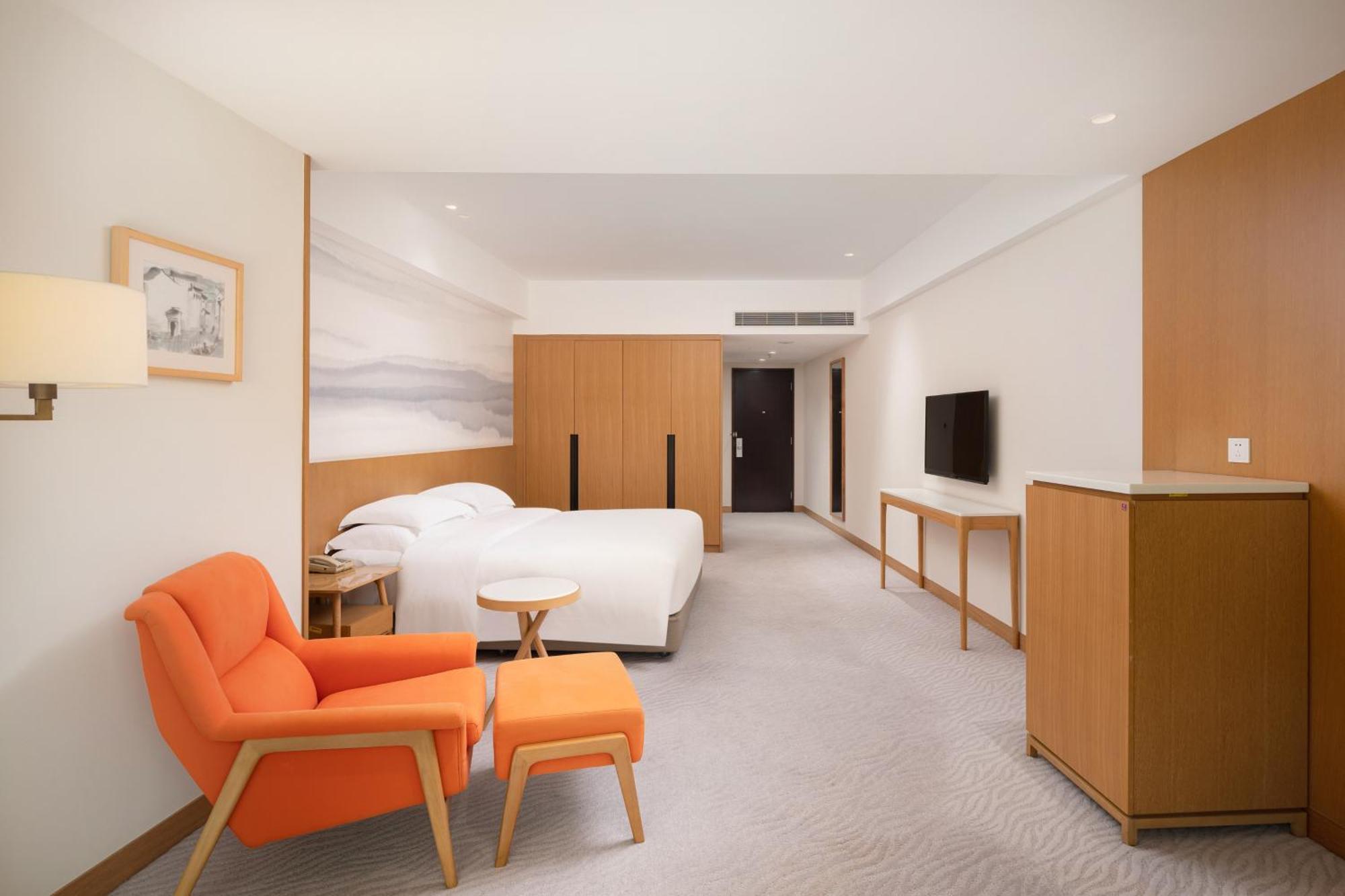 Crowne Plaza Zhuhai City Center By Ihg - Offers Free One-Way Shuttle To Chimelong Ocean Kingdom Kültér fotó