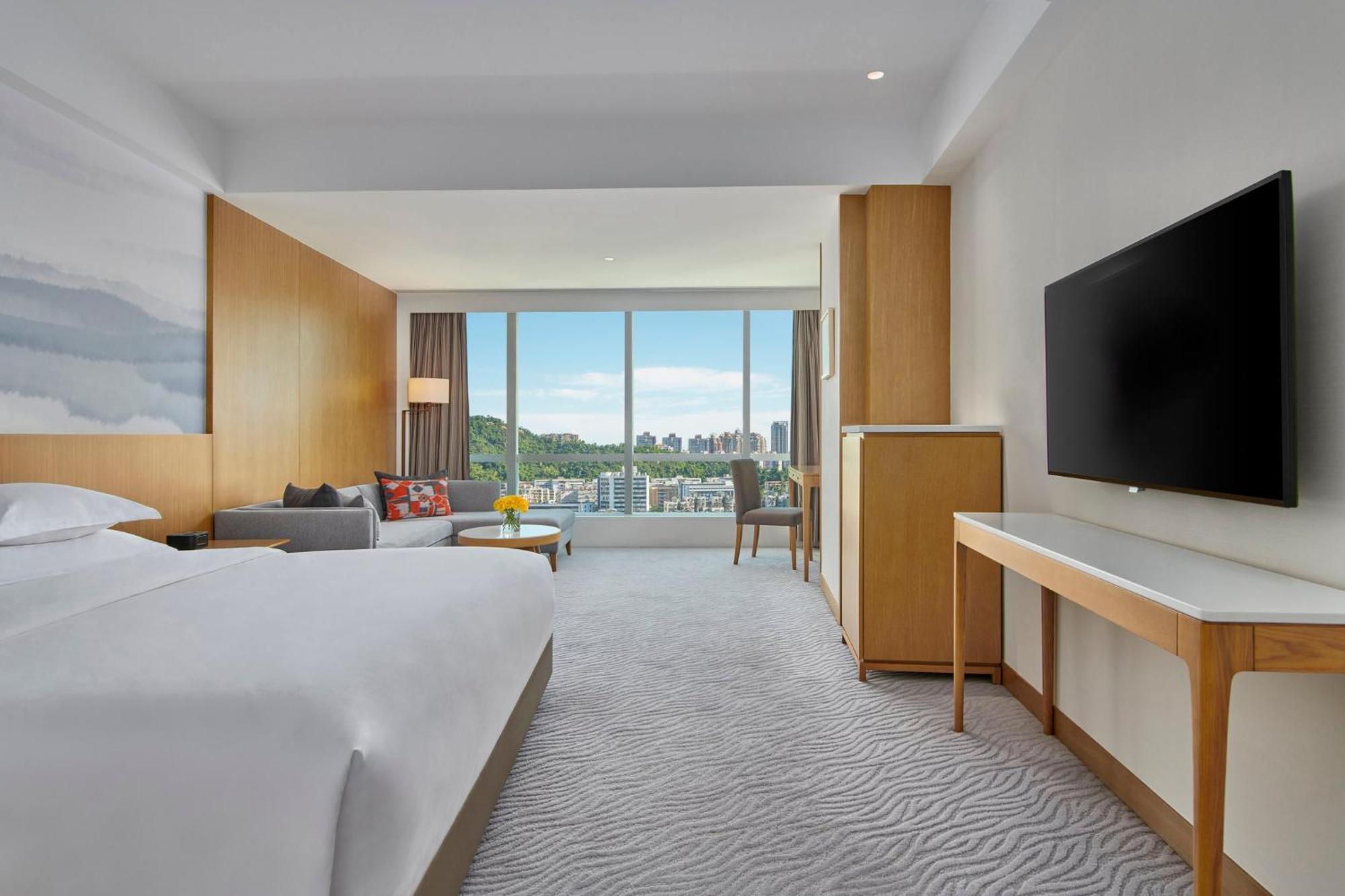 Crowne Plaza Zhuhai City Center By Ihg - Offers Free One-Way Shuttle To Chimelong Ocean Kingdom Kültér fotó